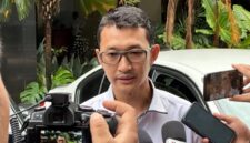 Juru Bicara Komisi Pemberantasan Korupsi Budi Prasetyo saat memberikan keterangan di kompleks KPK, Jakarta, Senin (26/5/2025). (ANTARA/Rio Feisal)